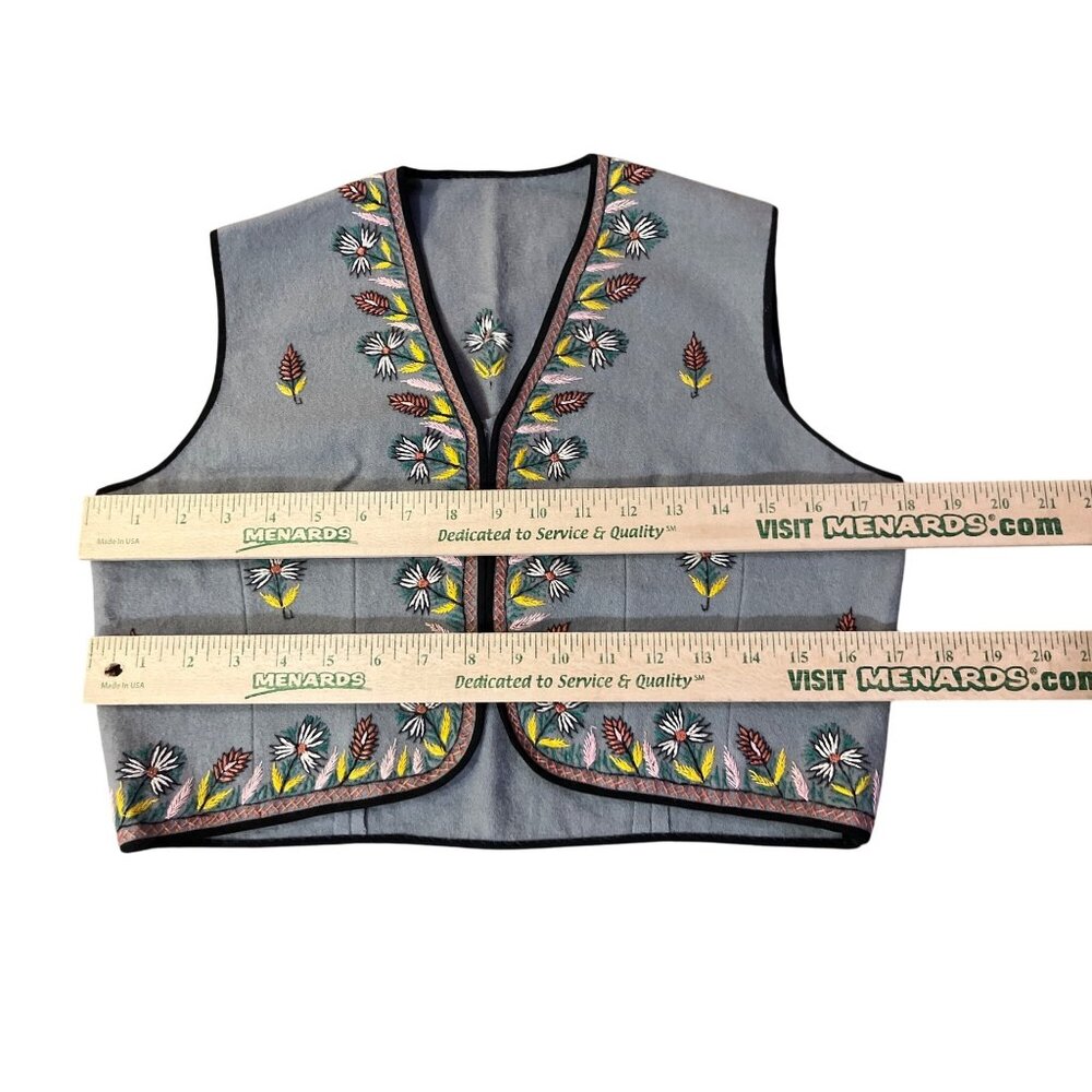 Vintage Embroidered Folk Boho Vest Boys L/XL? Handmade India Used Gray Multi - Picture 4 of 9